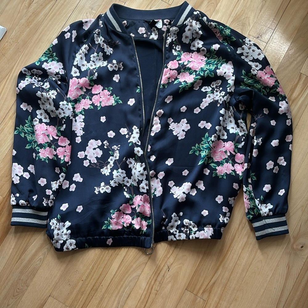 Floral satin like, bomber jacket